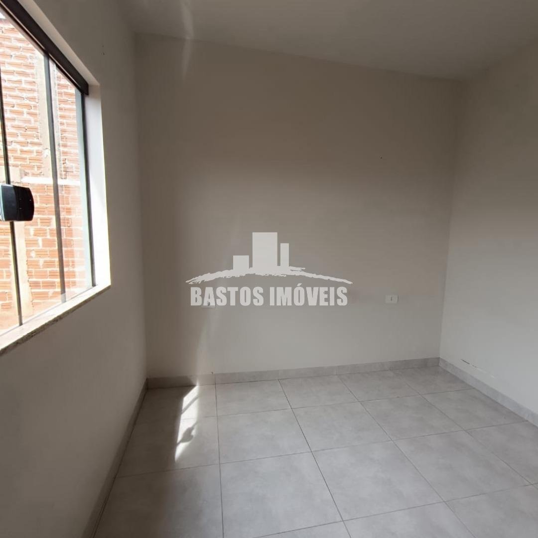 vende-se casa no jardim magalhaes em cianorte pr (9)